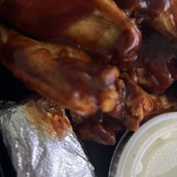 E & D Pizza Company - BBQ wings