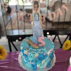 Josephines Signature Sweets - Cinderella cake