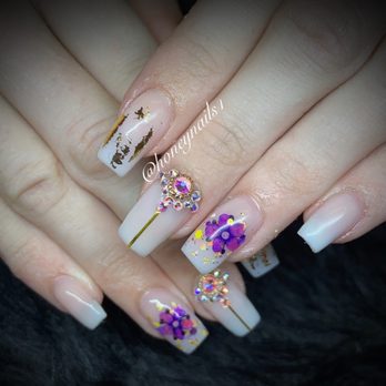 Honeynails-nails by deb - Dried encased flowers - Henna Artists Near Me - Bellingham, Washington Honeynails-nails by deb - Dried encased flowers - Henna Artists Near Me - Bellingham, Washington