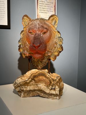 Imagine Museum: Contemporary glass art by null