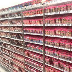 DND Nail Polish