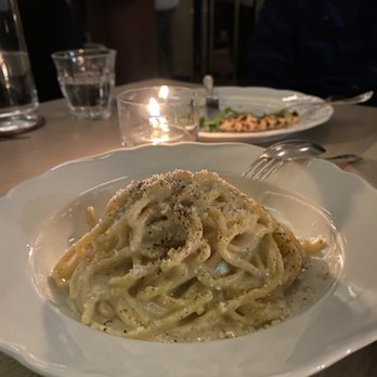 Giulietta - Cacio e pepe - Italian Near Me - Toronto, Ontario Giulietta - Cacio e pepe - Italian Near Me - Toronto, Ontario