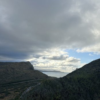 Makapu'u Point Lighthouse Trail - Hiking Near Me - Honolulu, Hawaii