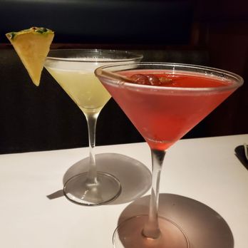 Bonefish Grill - Pineapple martini and pomegranate martini - Seafood Near Me - Orlando, Florida Bonefish Grill - Pineapple martini and pomegranate martini - Seafood Near Me - Orlando, Florida