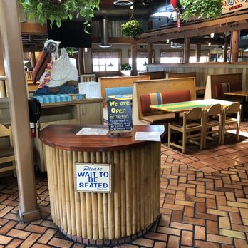 Islands Restaurant - Burgers Near Me - Burbank, California Islands Restaurant - Burgers Near Me - Burbank, California