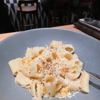 Rose Mary - Cacio e Pepe - Italian Near Me - Chicago, Illinois