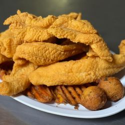 Catfish Hut