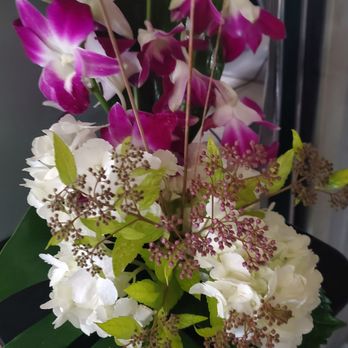 Romulus Flowers & Gifts - Florists Near Me - Romulus, Michigan