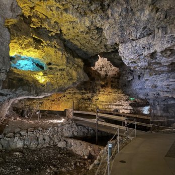 Stark Caverns - Parks Near Me - Eldon, Missouri