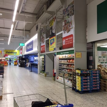 METRO - Angenehm breite Gänge - Wholesalers Near Me - Hamburg, HH
