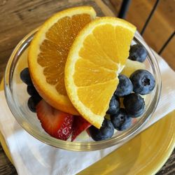 The Velo Rouge Cafe - Fruits