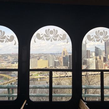 Molly's Trolleys - Party Bus Rentals Near Me - Pittsburgh, Pennsylvania