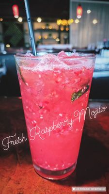 Luxe Restaurant & Martini Bar by null