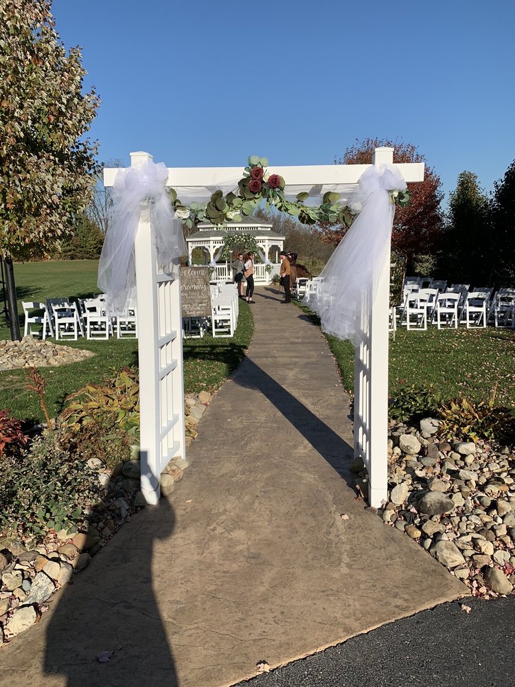 NICASSIO FIELDS Updated October 2024 16 Photos & 10 Reviews 306