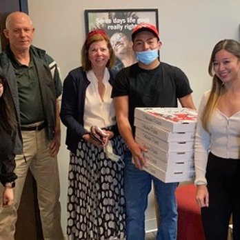 Bona Pizza - Thanks for the speedy delivery! And that's a nice hat, Rodolfo! We shared lunch with the small businesses in our building today. - Pizza Near Me - Dallas, Texas