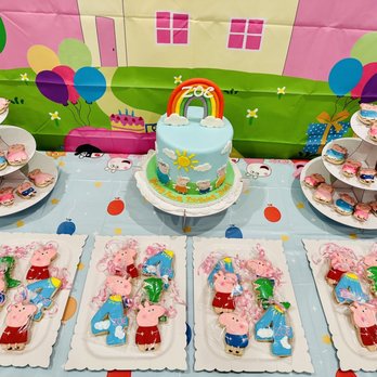 Amia Bakery - Centerpiece of the dessert table - Bakeries Near Me - Newark, California