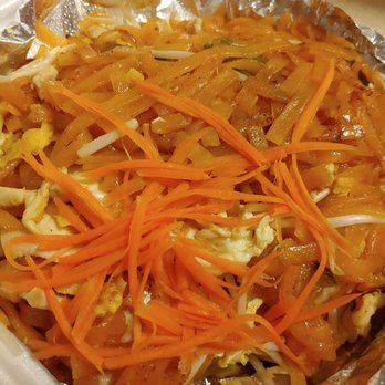Cha Thai Restaurant - Pad Thai Chicken - Thai Near Me - Orange, California Cha Thai Restaurant - Pad Thai Chicken - Thai Near Me - Orange, California
