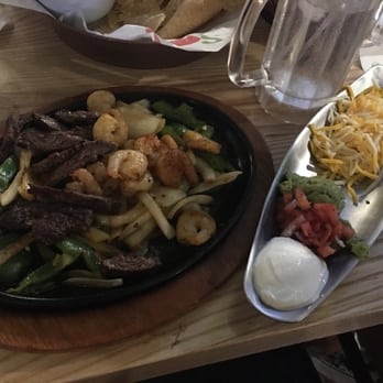Chili's - Fajitas - American Near Me - Kapolei, Hawaii