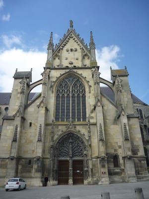 Basilique Saint-Remi by null