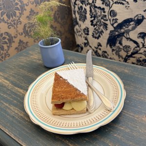 UN JE NE SAIS QUOI - 1320 Photos & 848 Reviews - 1361 Connecticut Ave