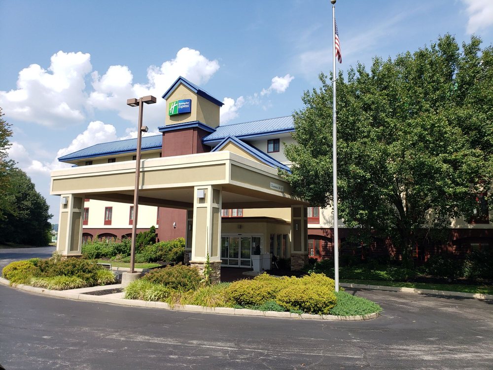 HOLIDAY INN EXPRESS FRAZERMALVERN Updated September 2024 32 Photos