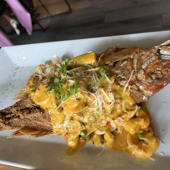 Embarcadero 41 - Whole red snapper cooked Peruvian style. - Peruvian Near Me - Sunrise, Florida Embarcadero 41 - Whole red snapper cooked Peruvian style. - Peruvian Near Me - Sunrise, Florida