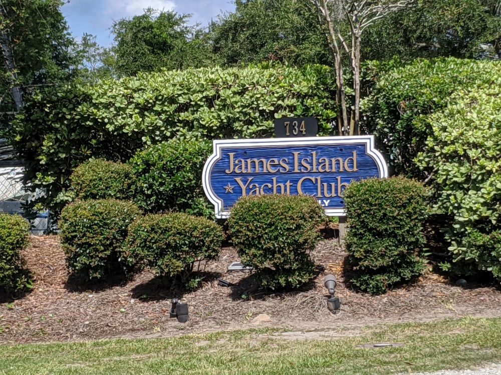 JAMES ISLAND YACHT CLUB Updated August 2024 26 Photos 734 Wampler