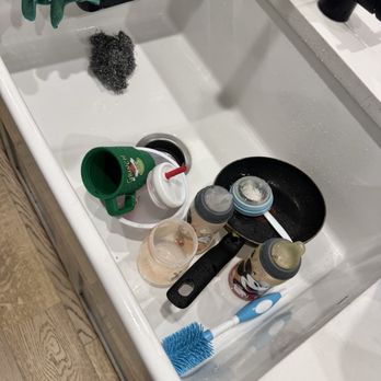 Annie's Cleaning Services - Home Cleaning Near Me Annie's Cleaning Services - Home Cleaning Near Me