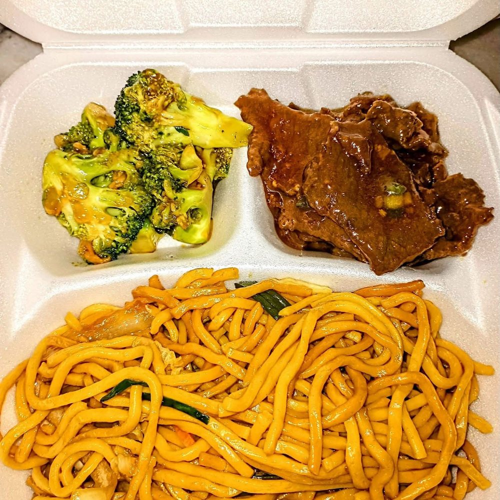 China Garden - Lo mein beef and broccoli - Chinese Near Me - Greenwood, South Carolina China Garden - Lo mein beef and broccoli - Chinese Near Me - Greenwood, South Carolina