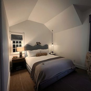 The Madrona - Bedroom - Hotels Near Me - Healdsburg, California