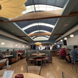 Dream Cafe - Inside dining