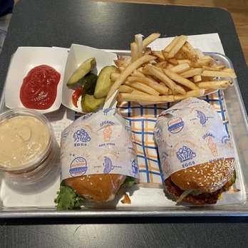 Super Duper Burgers - Burgers Near Me - Berkeley, California Super Duper Burgers - Burgers Near Me - Berkeley, California