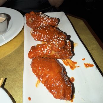 The Formosa Cafe - Sweet & Spicy Chicken wings - Cocktail Bars Near Me - West Hollywood, California The Formosa Cafe - Sweet & Spicy Chicken wings - Cocktail Bars Near Me - West Hollywood, California