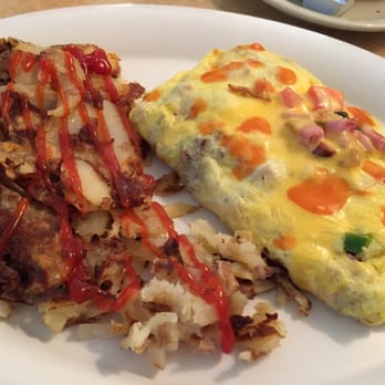 Falls Family Restaurant - Goody omelet with bacon and home fries - American Near Me - Olmsted Falls, Ohio Falls Family Restaurant - Goody omelet with bacon and home fries - American Near Me - Olmsted Falls, Ohio