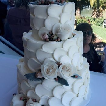Famous Creations - Bakeries Near Me - Fairfield, California