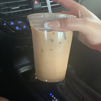 Honu Bakery - Large brown sugar milk tea super good!!!! - Bakeries Near Me - Honolulu, Hawaii