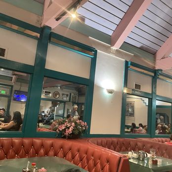 Mandarin King - Chinese Near Me - Northridge, California