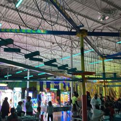 Urban Air Trampoline and Adventure Park - Ropes course
