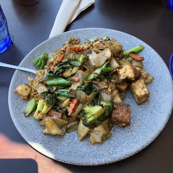 Pineapple Thai - Pad See U - Thai Near Me - Cupertino, California Pineapple Thai - Pad See U - Thai Near Me - Cupertino, California
