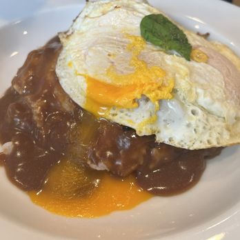 Aloha Kitchen - Loco Moco - Breakfast & Brunch Near Me - Honolulu, Hawaii