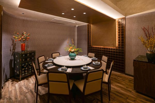 Chi Restaurant & Bar by null