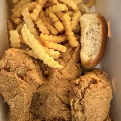 Bush's Chicken - 3pc Meal with fries
