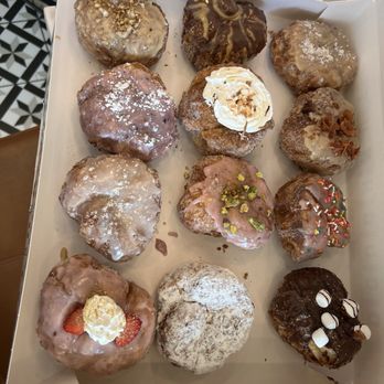 Parlor Doughnuts - Box of 12 for $42 - Donuts Near Me - Laguna Niguel, California