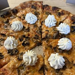 The Downtown Farm Stand - Mushroom pizza, with an herbed ricotta swirl. Delicious.