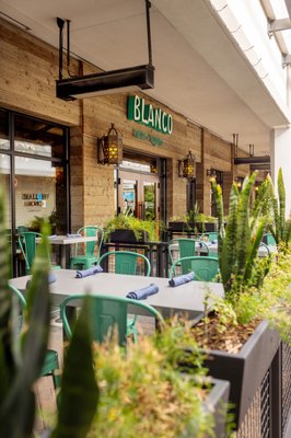 Blanco Cocina + Cantina by null