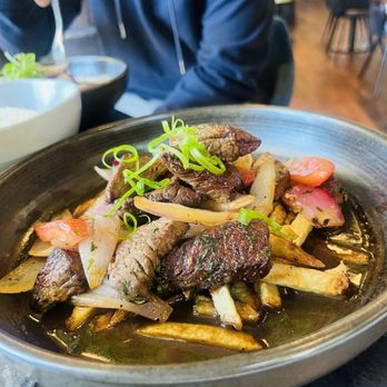 Limón - Lomo saltado - Peruvian Near Me - Mountain View, California Limón - Lomo saltado - Peruvian Near Me - Mountain View, California