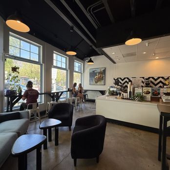 Syndicate - Inside - Bakeries Near Me - Sierra Madre, California