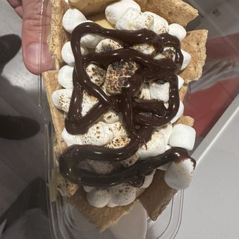 Fishkill Creamery - Ice Cream & Frozen Yogurt Near Me - Fishkill, New York Fishkill Creamery - Ice Cream & Frozen Yogurt Near Me - Fishkill, New York