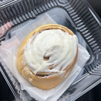 Dune Billies Beach Cafe - Cinnamon Roll - Bakeries Near Me - Michigan City, Indiana Dune Billies Beach Cafe - Cinnamon Roll - Bakeries Near Me - Michigan City, Indiana