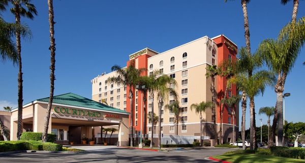 Courtyard Los Angeles Baldwin Park by null
